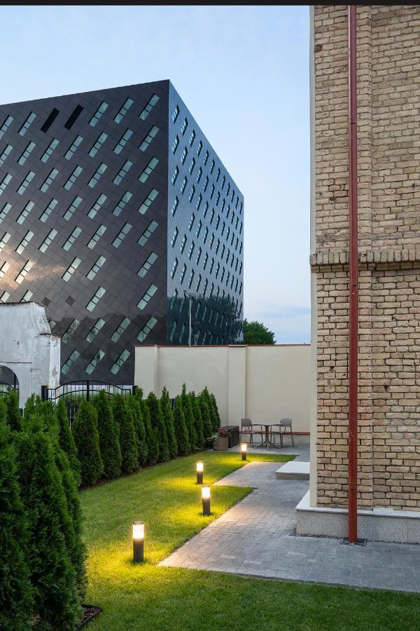 Place No. 2 Vilnius Luaran gambar